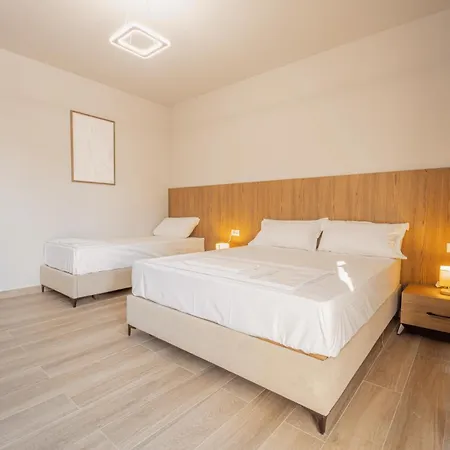 Tia Layover וילה