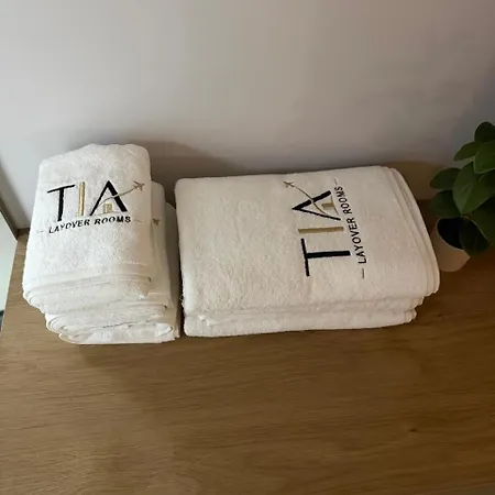 Tia Layover 빌라
